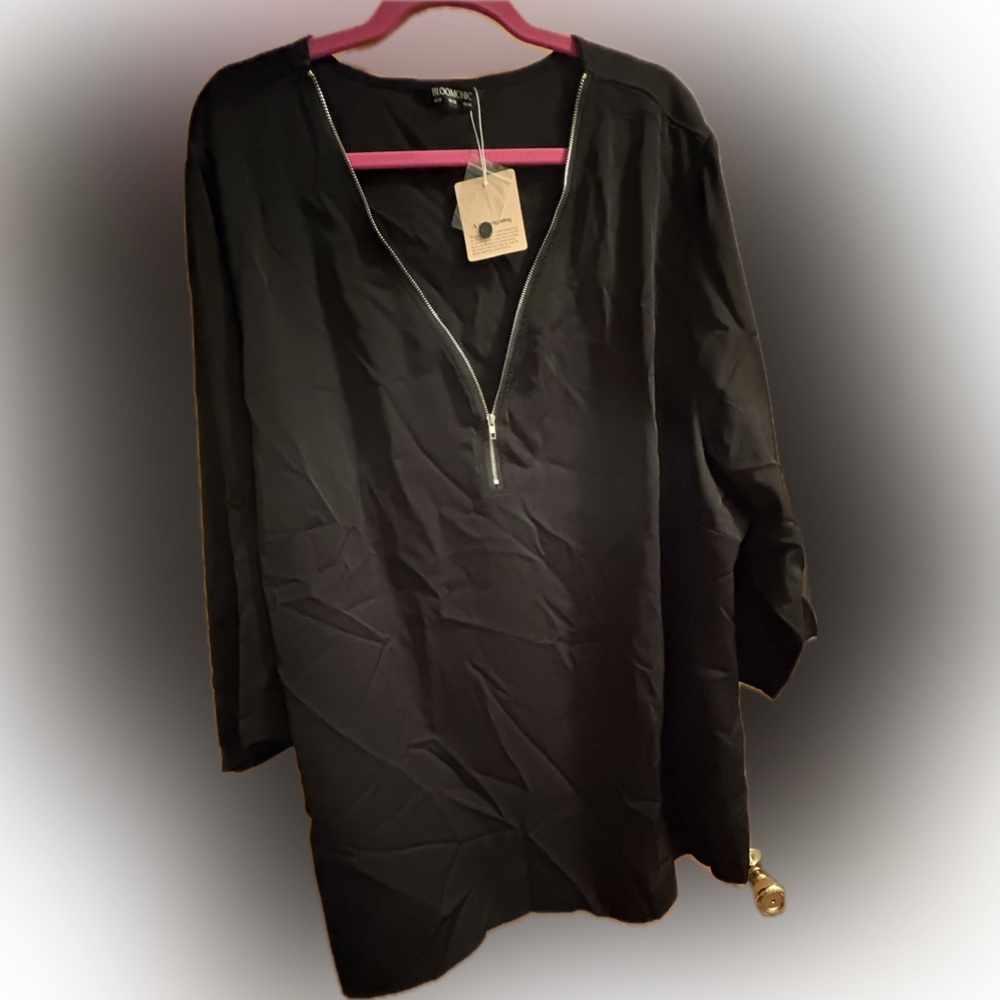 BloomChic Elegant Black Top